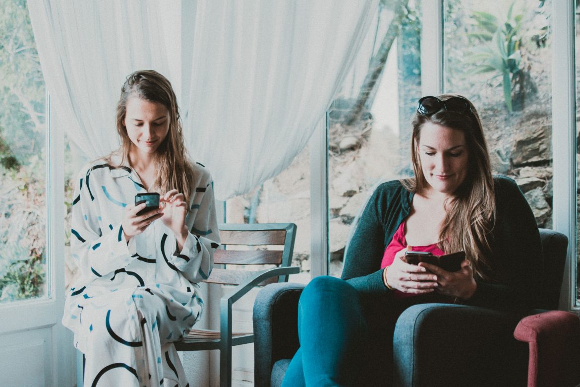 Instagram vs LinkedIn vs Threads Which Platform Is Actually Worth a Woman Founder's Time in 2026